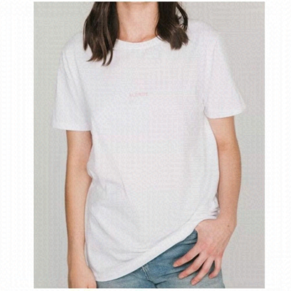 Nwt-Brunette The Label "Blonde" T Shirt